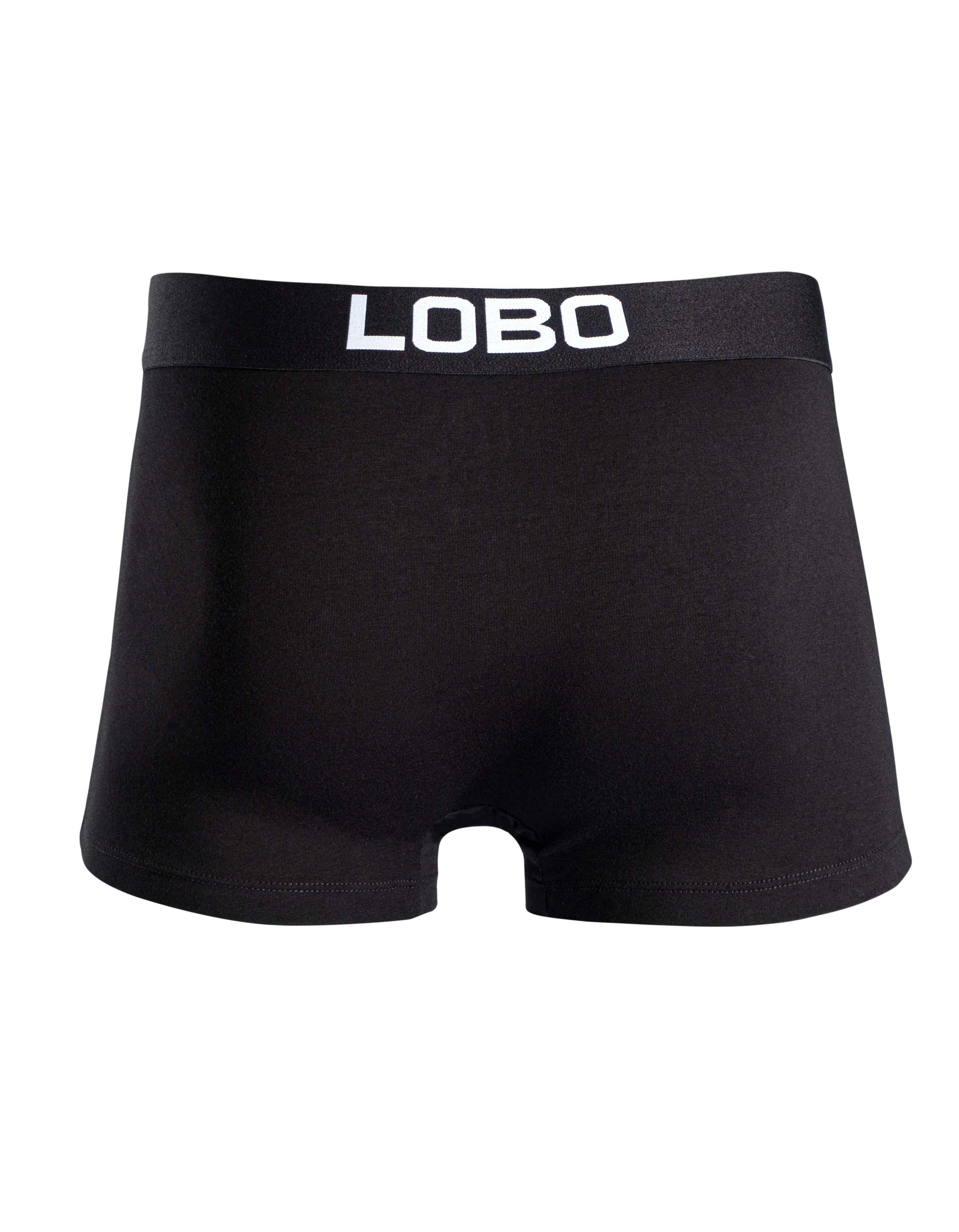 Rückansicht der schwarzen LOBO Herren Boxershorts mit elastischem Bund und weißem Logo. Weiches, atmungsaktives Material für maximalen Komfort und perfekten Sitz.